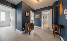 Le Cocon D'Emma, Appartement Bourgeois Avec Terrasse, Et Parking Gratuit Dans Maison De Maitre